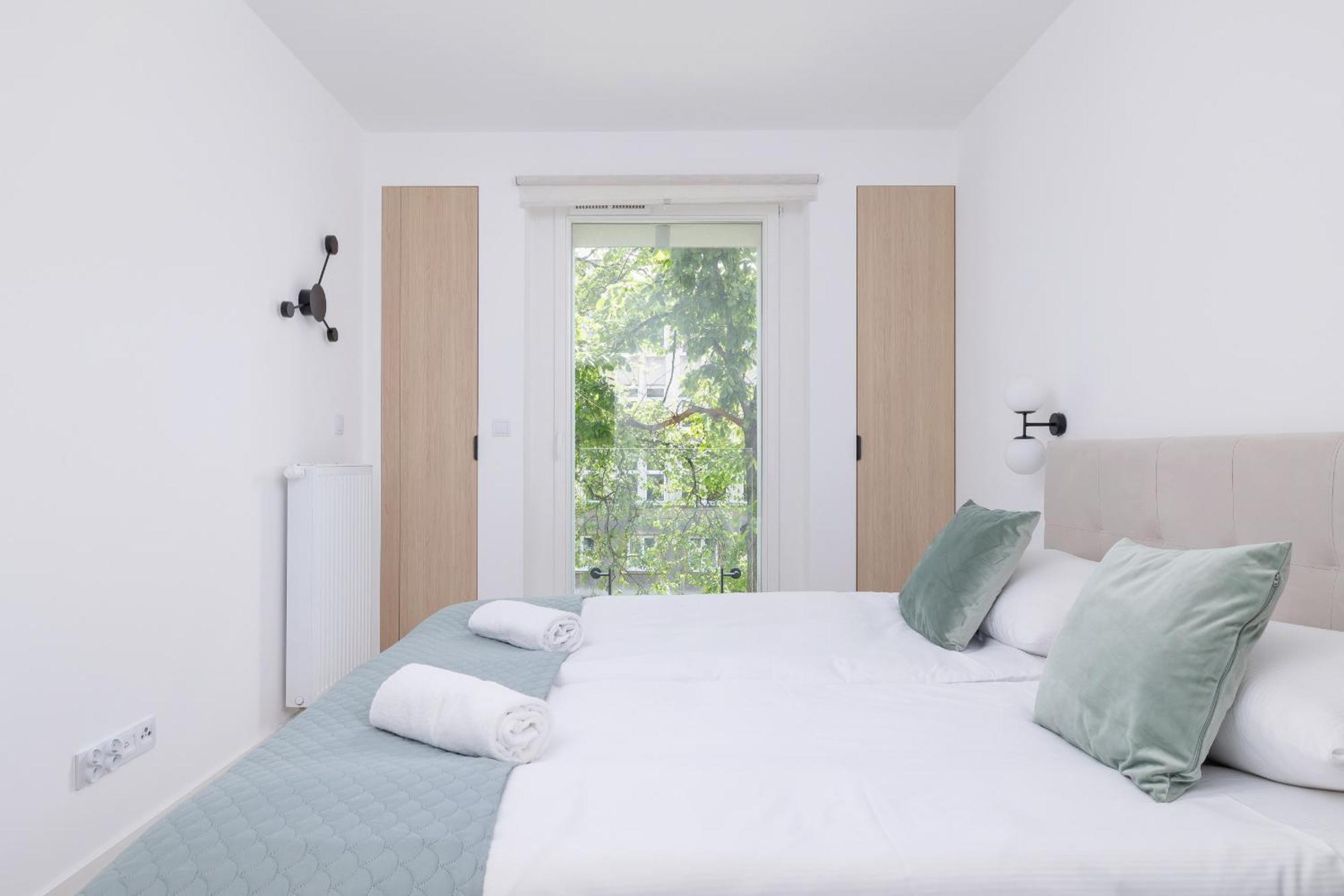 Krowoderska Apartment With Balcony Near City Center By Rent Like Home Krakow Exterior photo