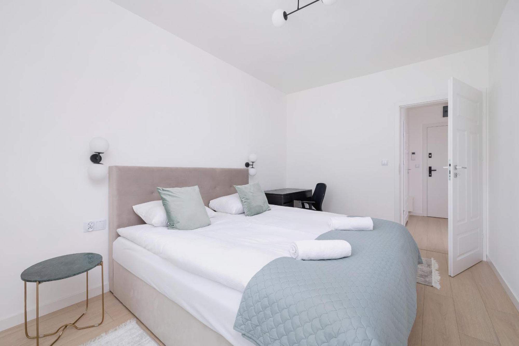 Krowoderska Apartment With Balcony Near City Center By Rent Like Home Krakow Exterior photo